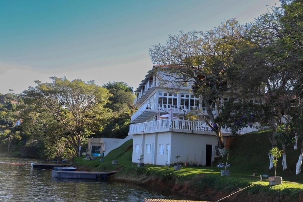 Pousada Marina Aguas De Igarata Exterior photo